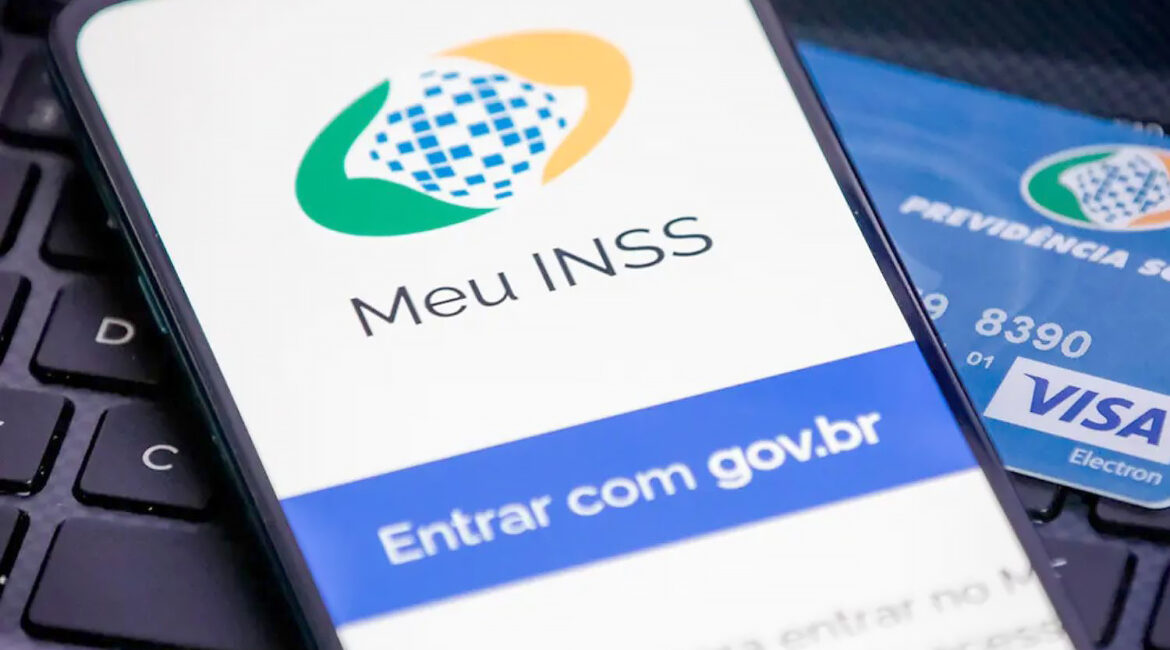 O INSS te deu alta, mas a empresa diz que você não pode voltar? Veja o que a lei diz.
